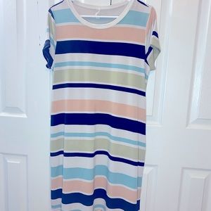 Colorful Summer Dress w/ Pockets!